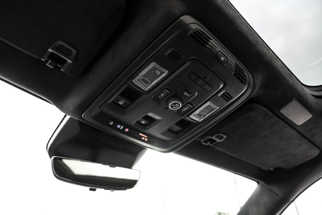 2021 Cadillac Escalade Sport photo 34