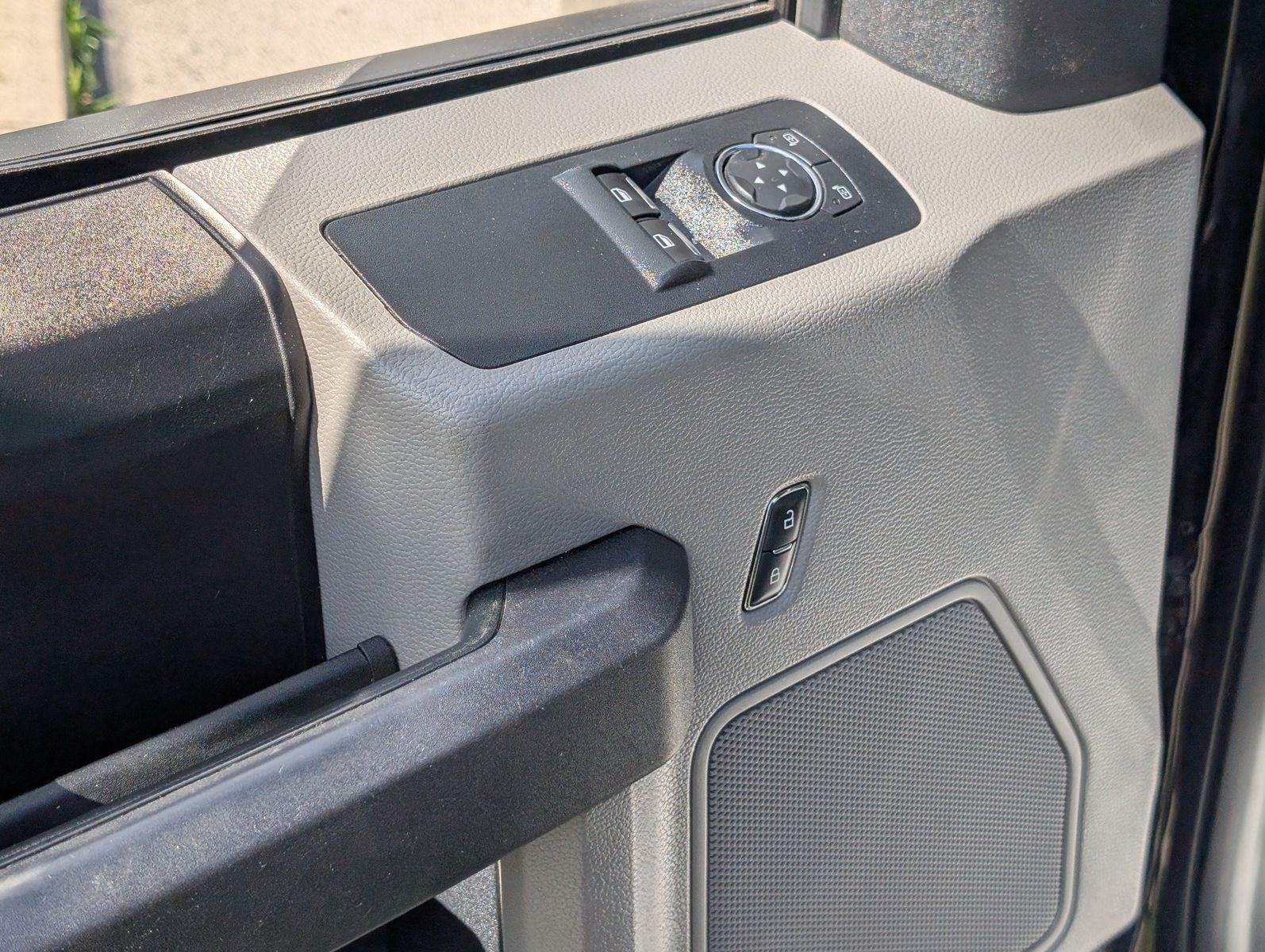 2018 Ford F-150 42