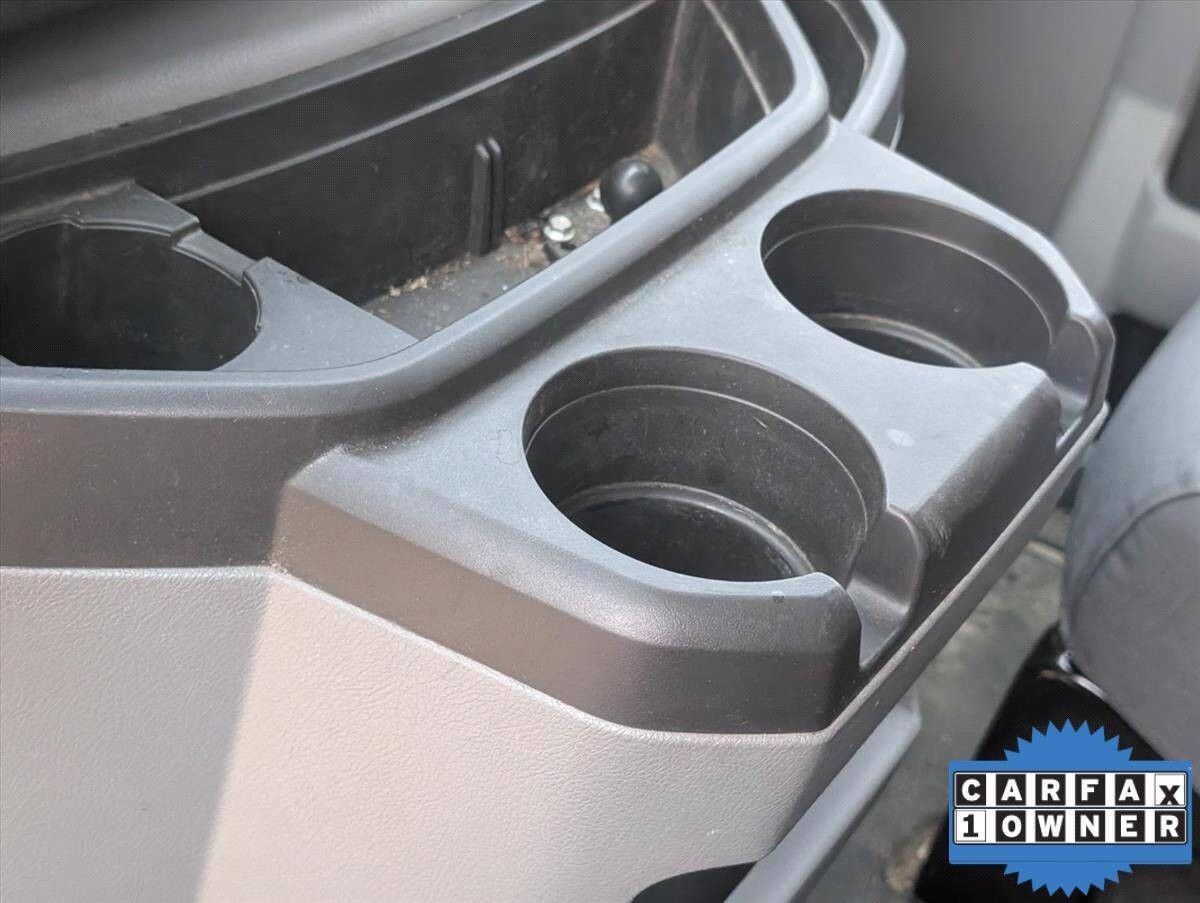 2019 Ford E-450 photo 15