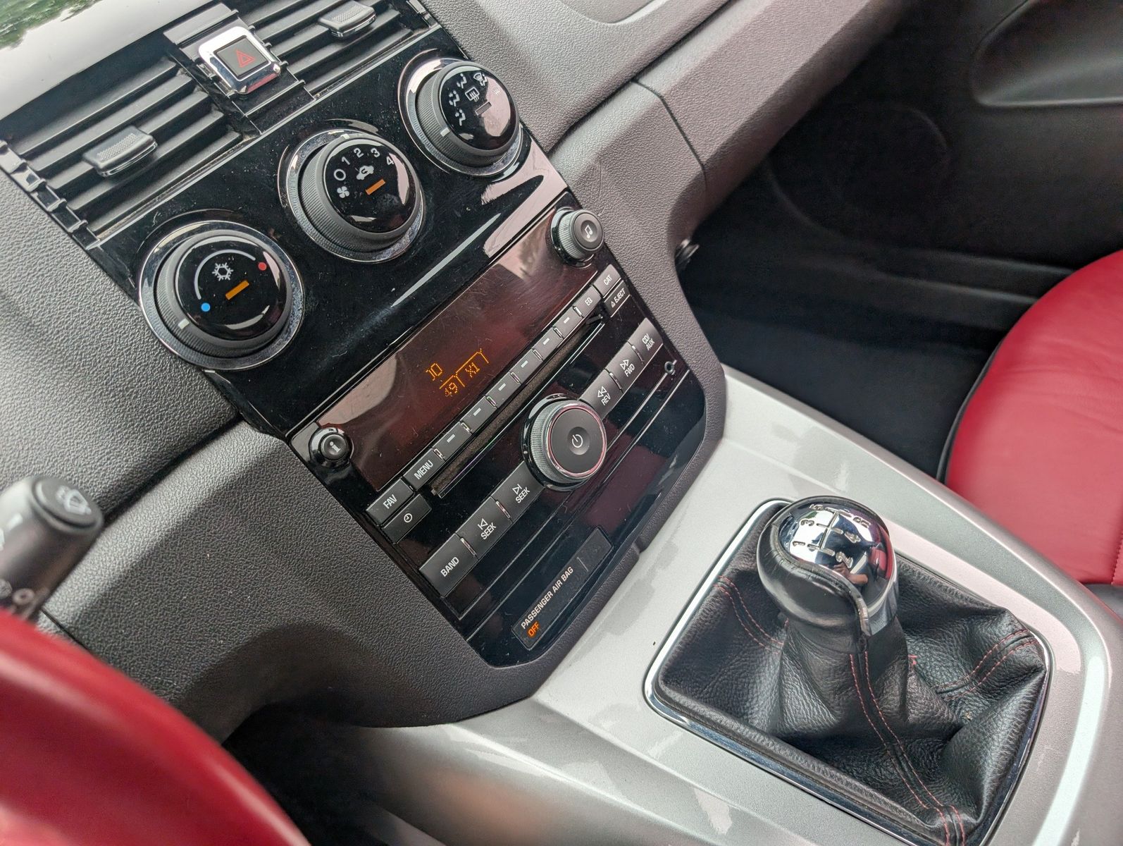 2007 Saturn Sky 57