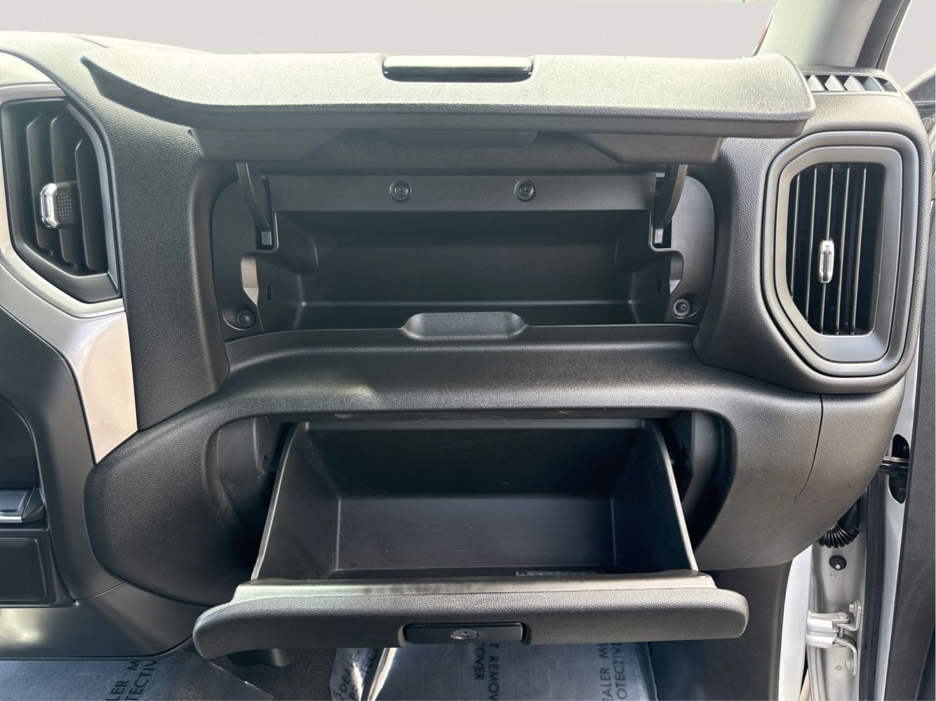 2019 Chevrolet Silverado 1500 Custom Trail Boss photo 19