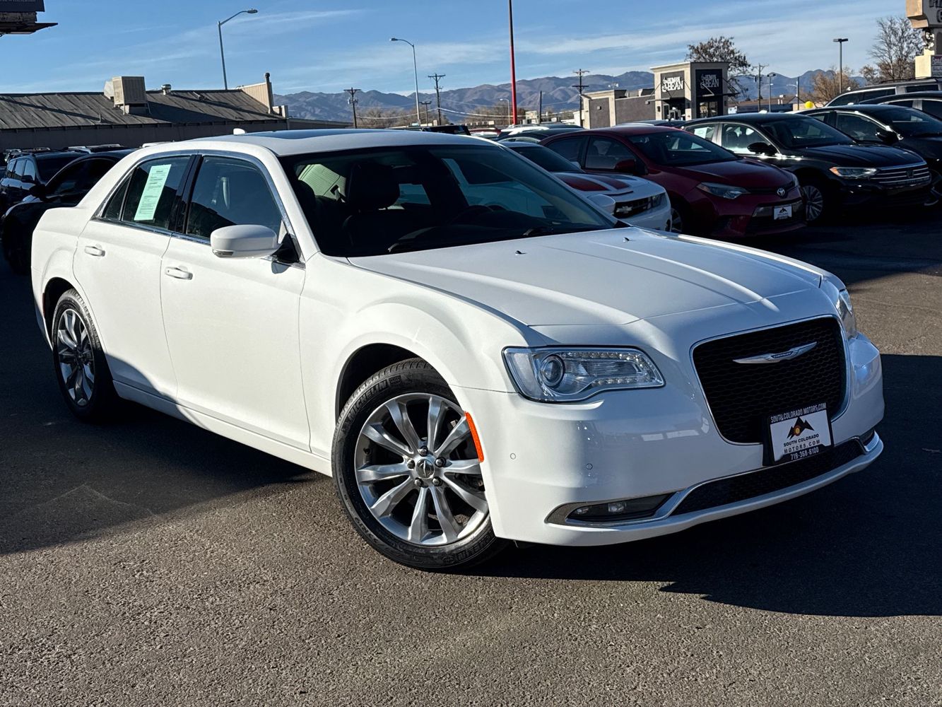 2021 Chrysler 300 Touring
