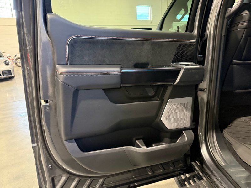 2025 Ford F-150 Raptor R, photo 12