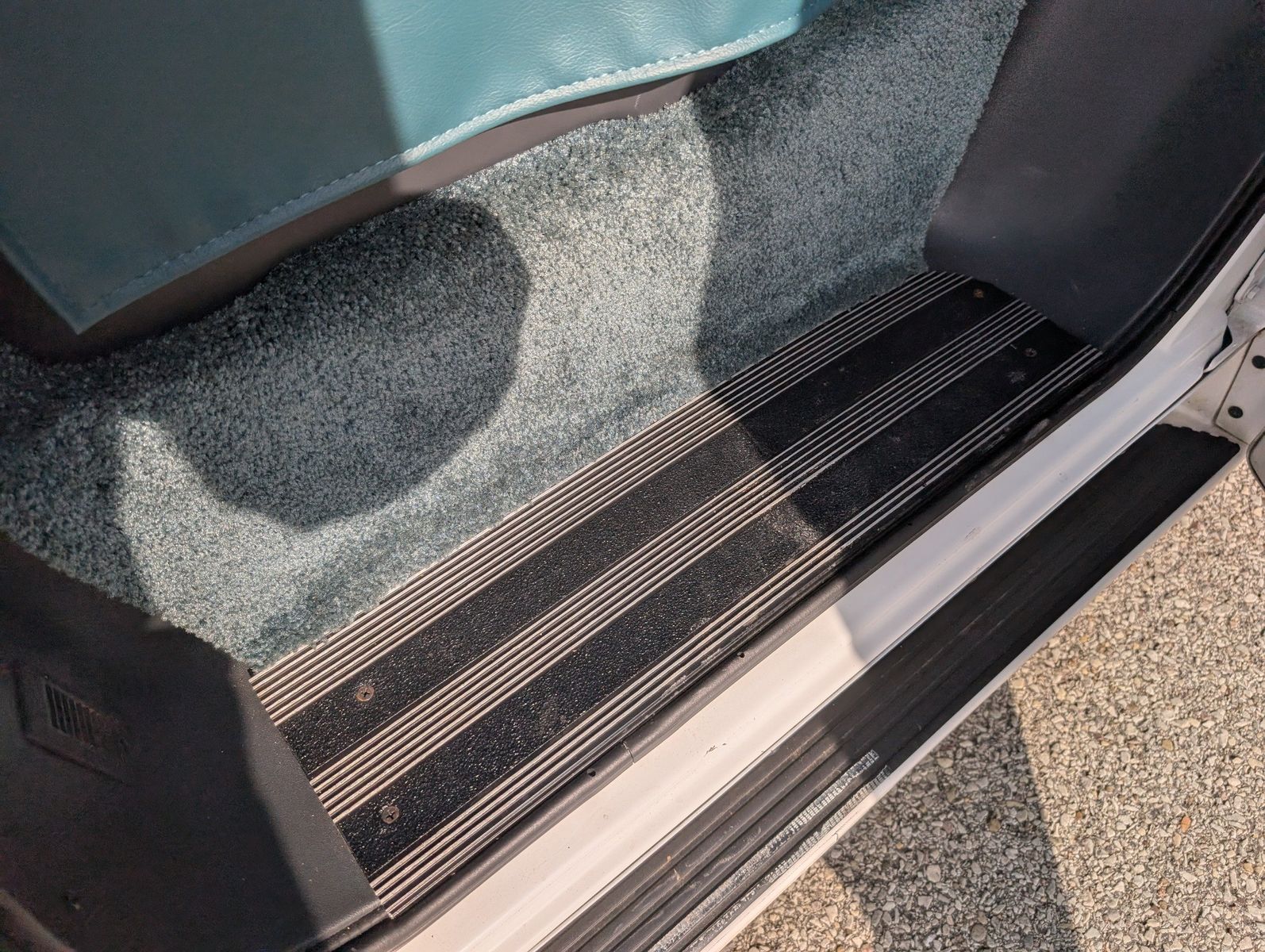 1997 Chevrolet Express G1500 143