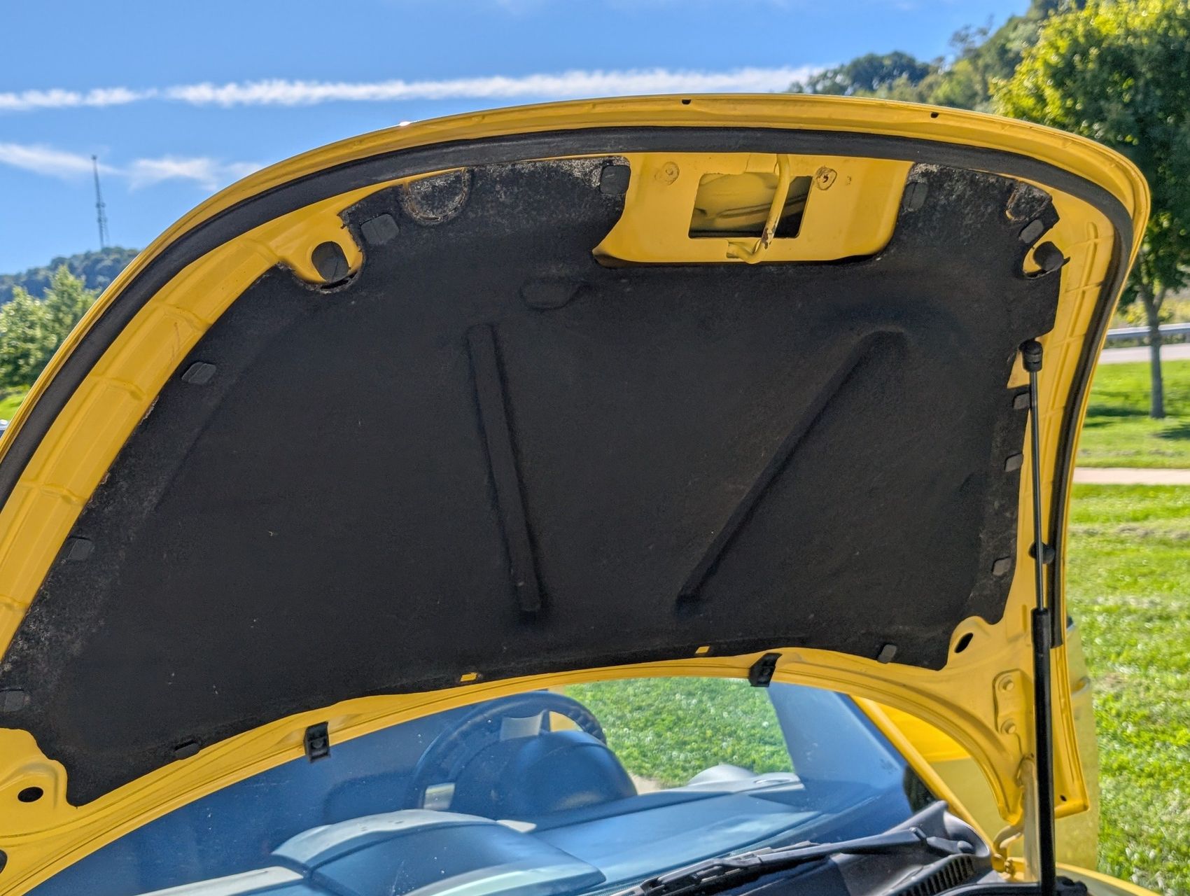 2008 Volkswagen New Beetle 83