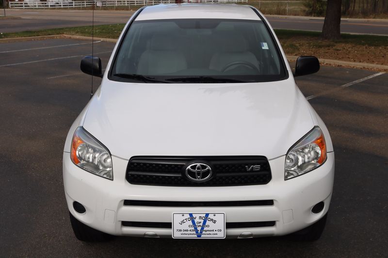 2008 Toyota RAV4 AWD | Victory Motors of Colorado