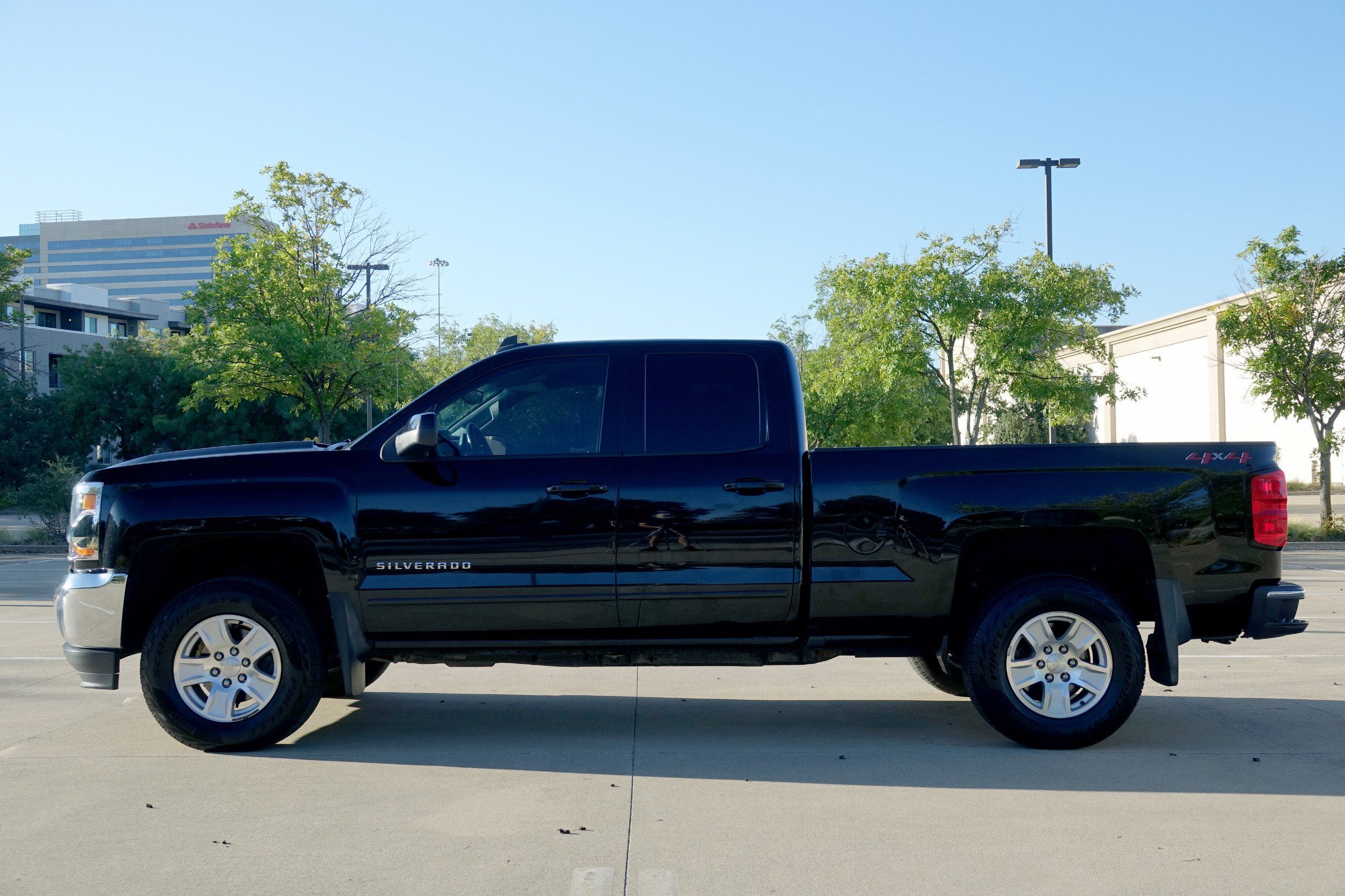 2018 Chevrolet Silverado 1500 photo 6