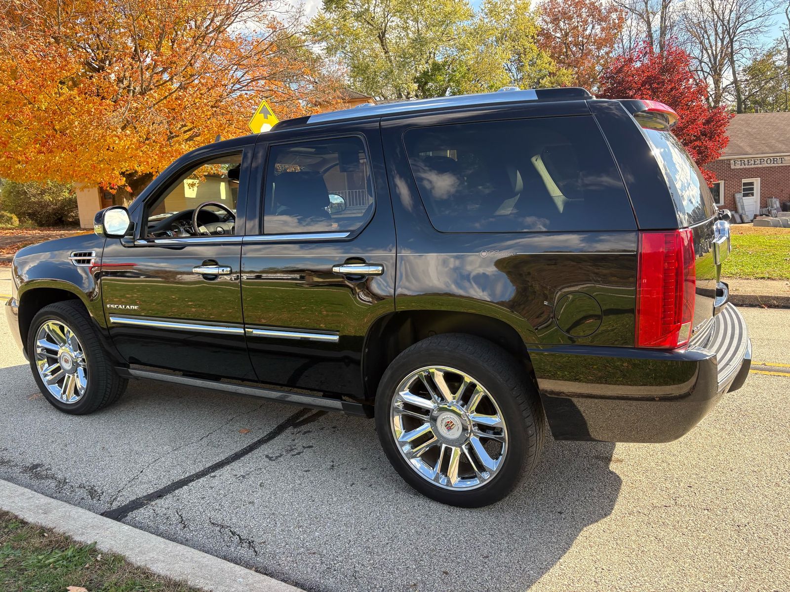 2014 Cadillac Escalade 49