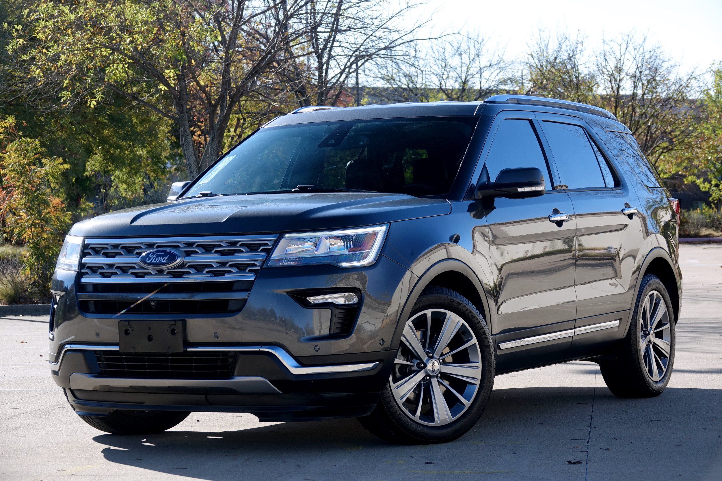 2018 Ford Explorer Limited photo 2
