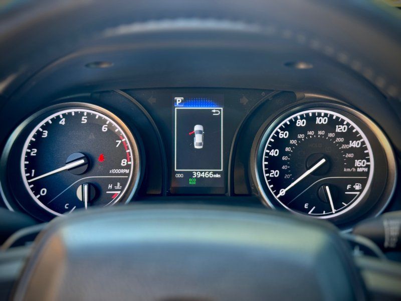 2024 Toyota Camry SE photo 13