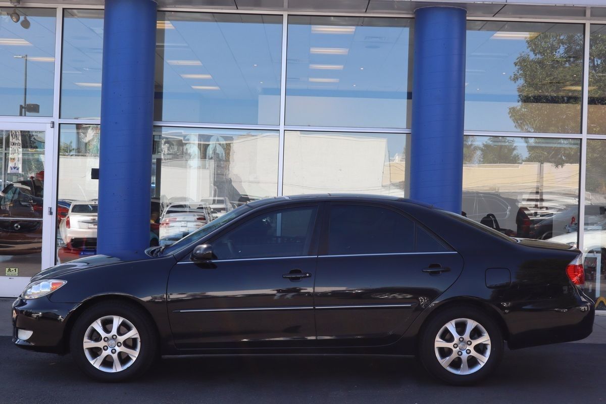 2005 Toyota Camry XLE V6
