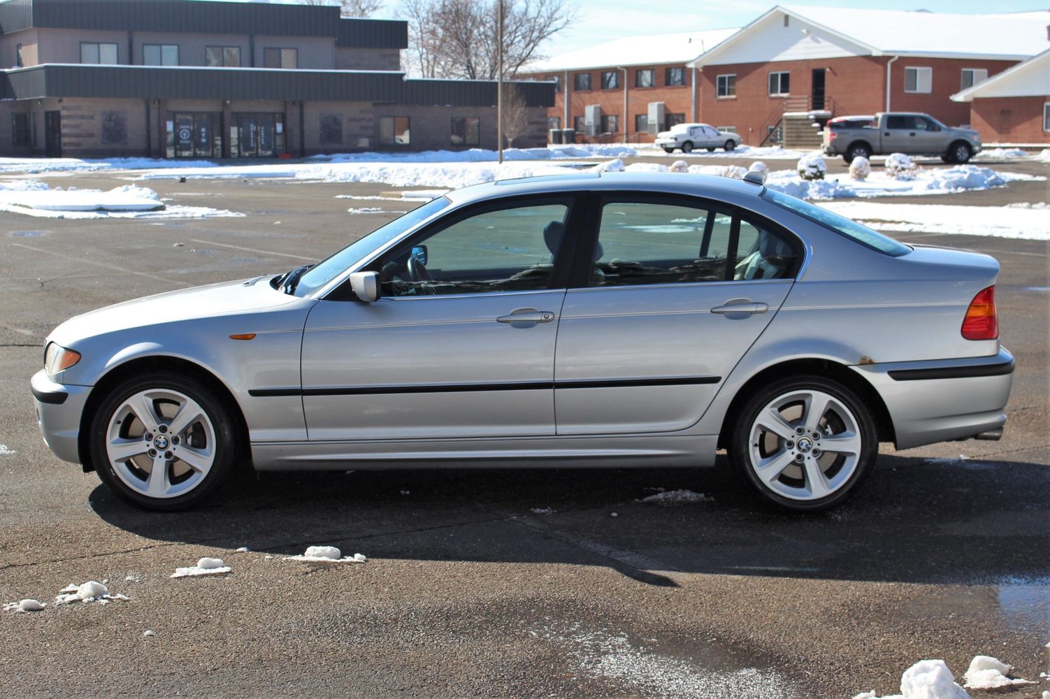 Great Description About 2004 Bmw 330xi Awd