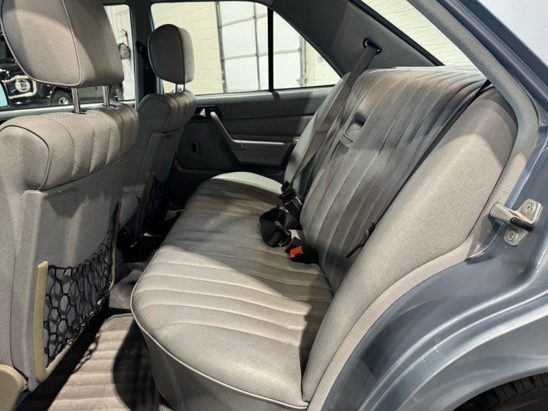 1985 Mercedes-Benz 190-Class 190 E 2.3, photo 14