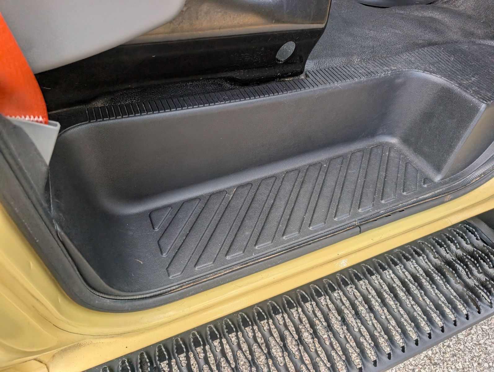 2019 Ford E-Series Chassis 28