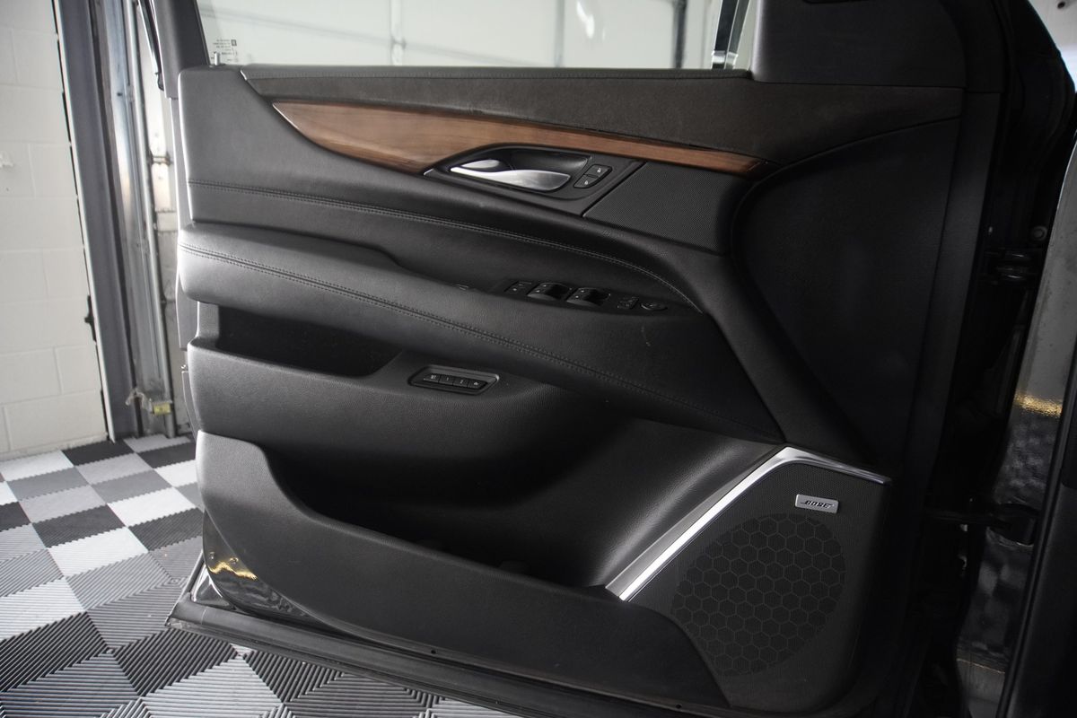 2017 Cadillac Escalade Premium Luxury