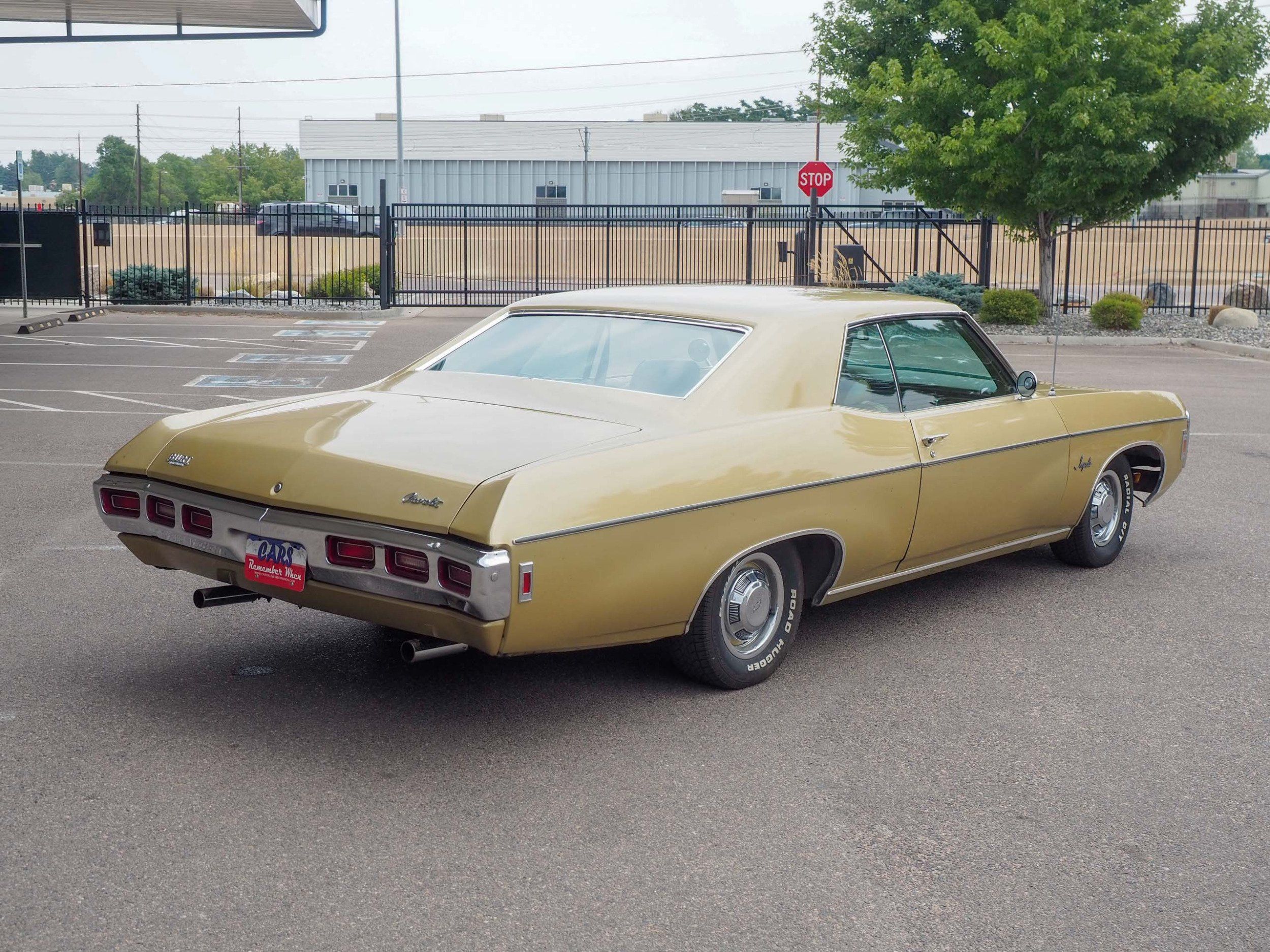 1969 Chevrolet Impala Gold 350