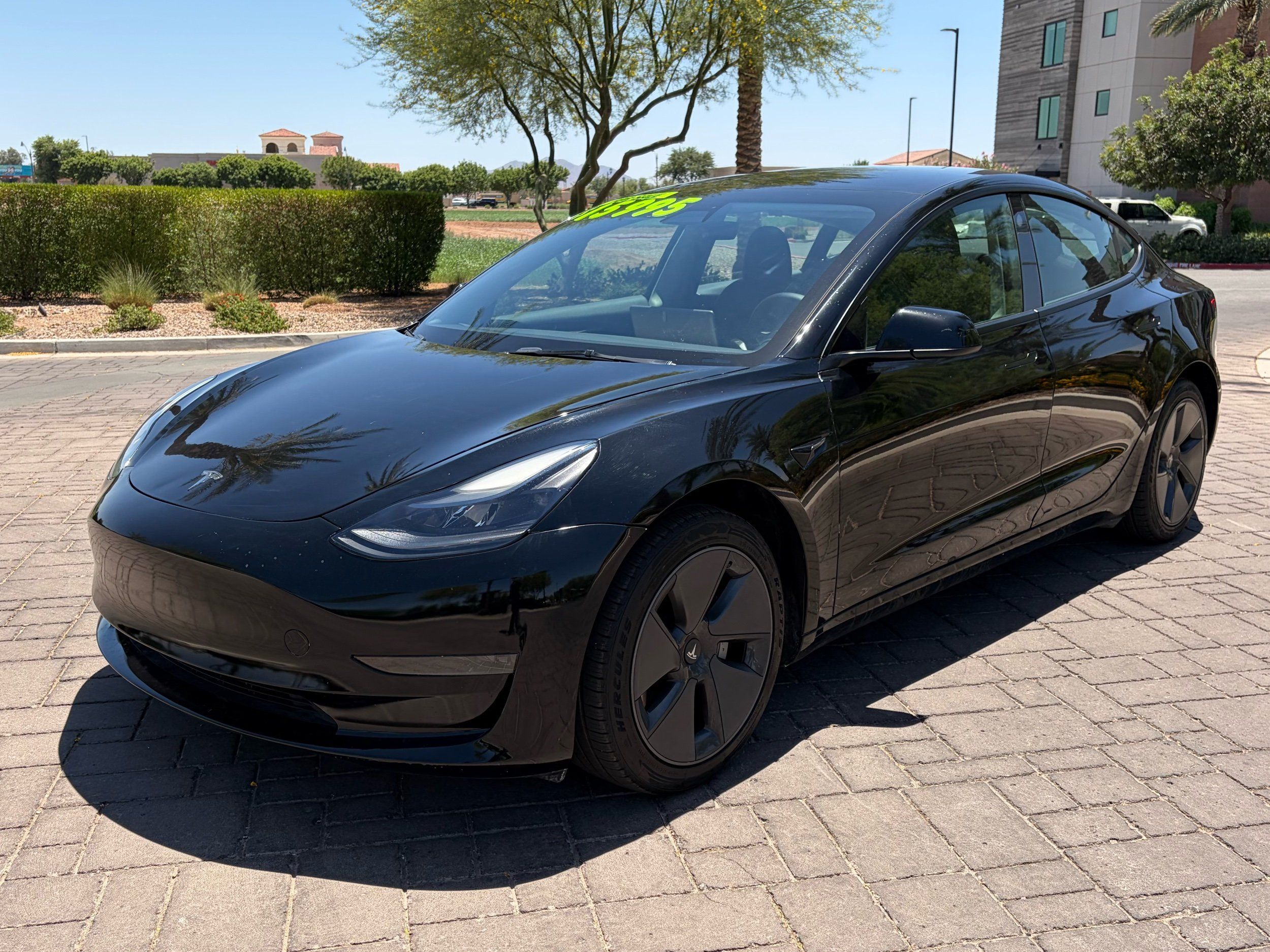 2023 Tesla Model 3 -'s photo