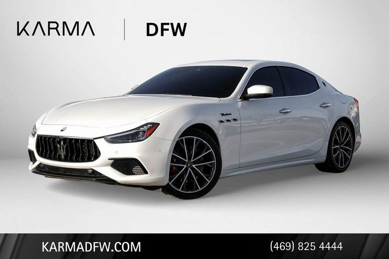 2023 Maserati Ghibli Modena | CarEdge | CarEdge
