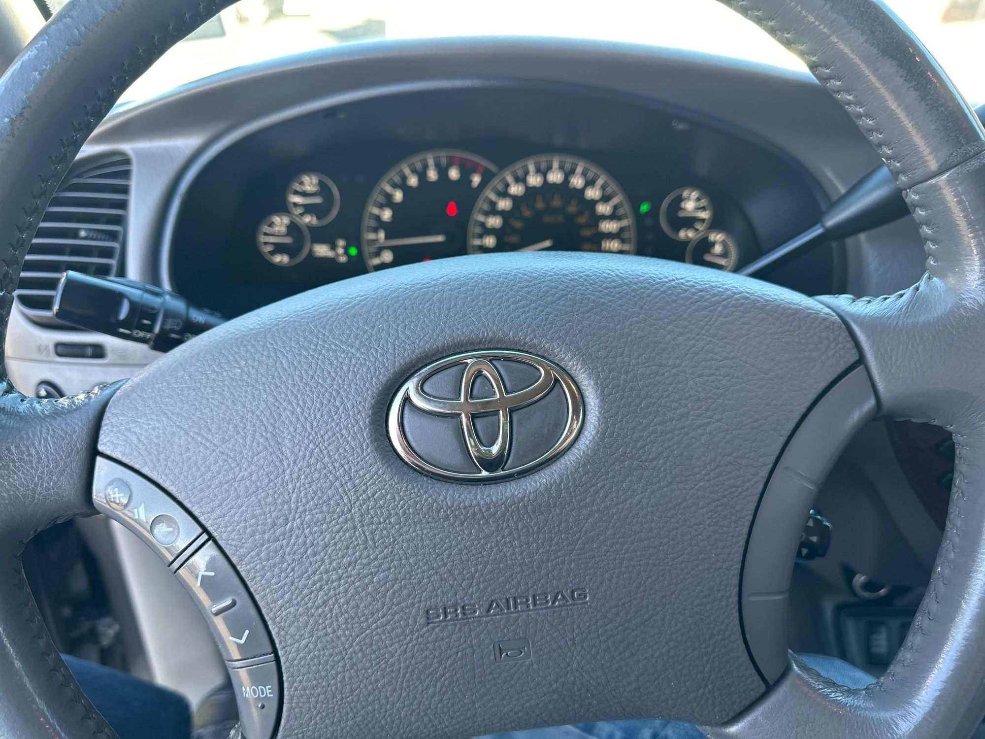 2007 Toyota Sequoia Limited photo 19