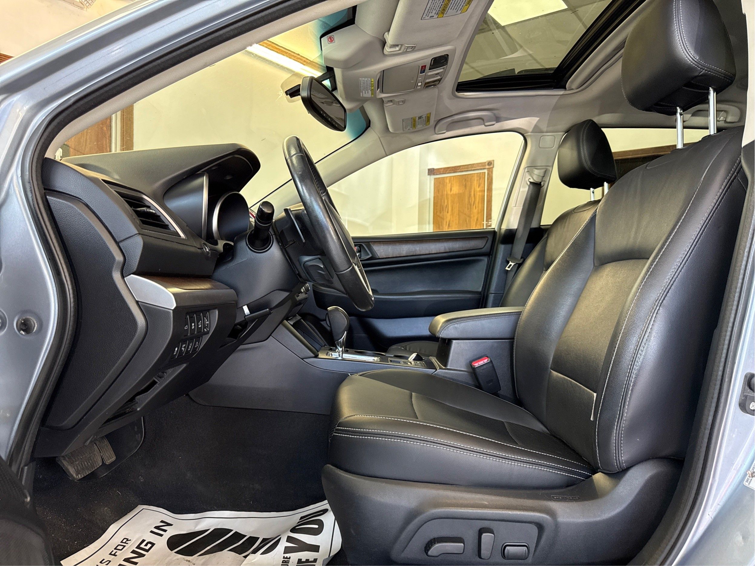 2016 Subaru Outback Limited - Photo 9