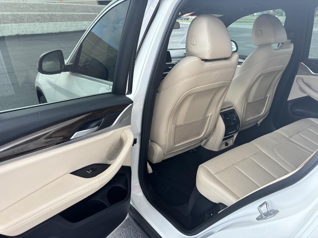 Standard Hood Fender & Mirror Kit | BMW X3 XLINE 2017 Standard Hood Fender & Mirror Kit | BMW X3 XLINE 2017