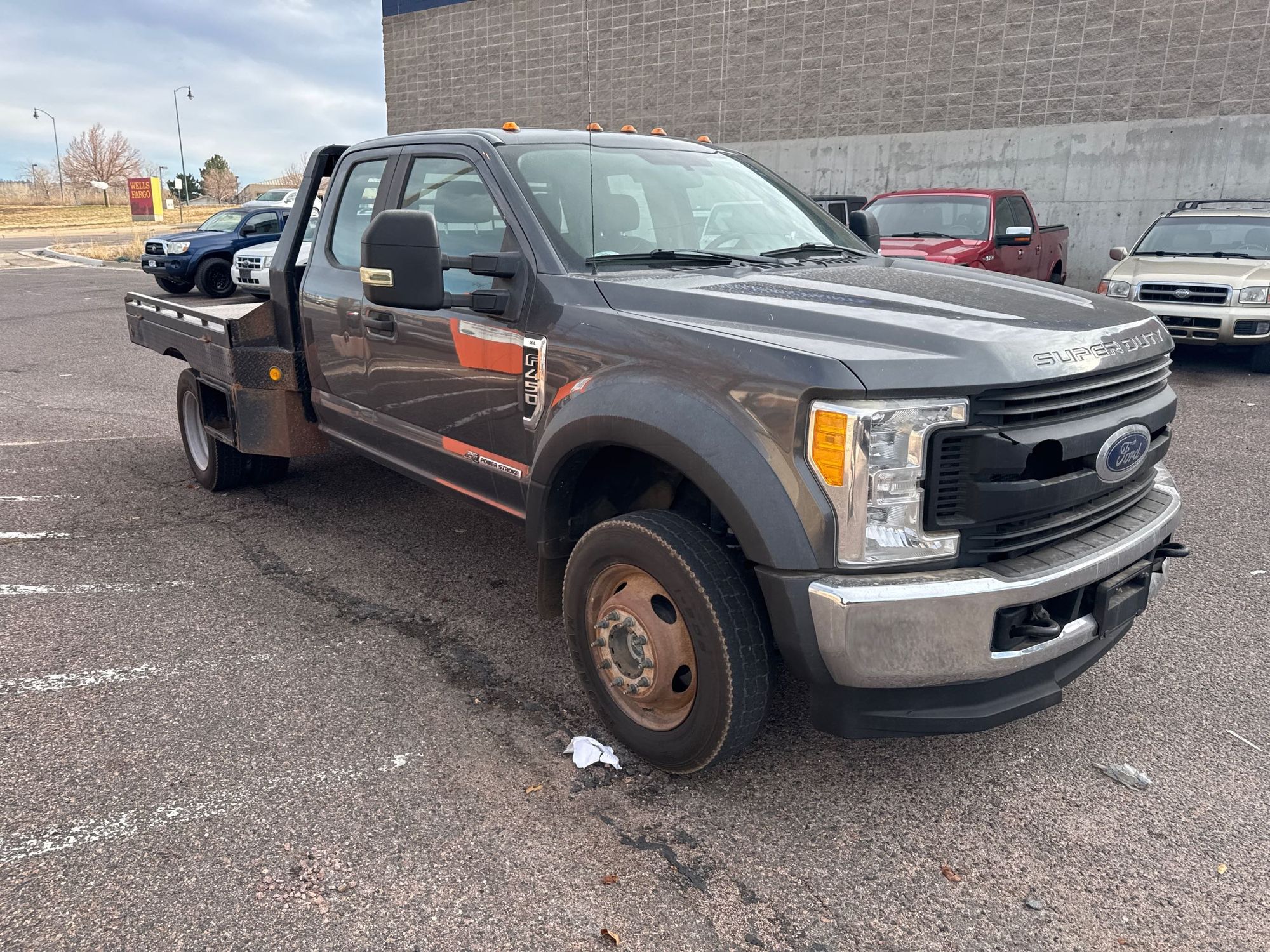 2017 Ford F-450 XL photo 3