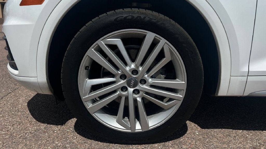 2019 Audi Q5 Premium Plus - Photo 16