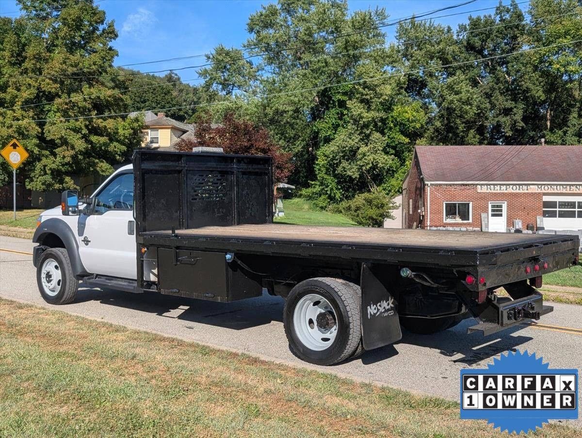 2016 Ford F-550 Super Duty 11