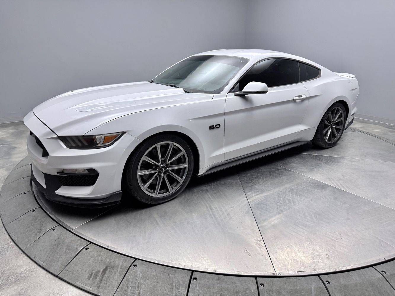 2015 Ford Mustang GT Coupe Premium's photo