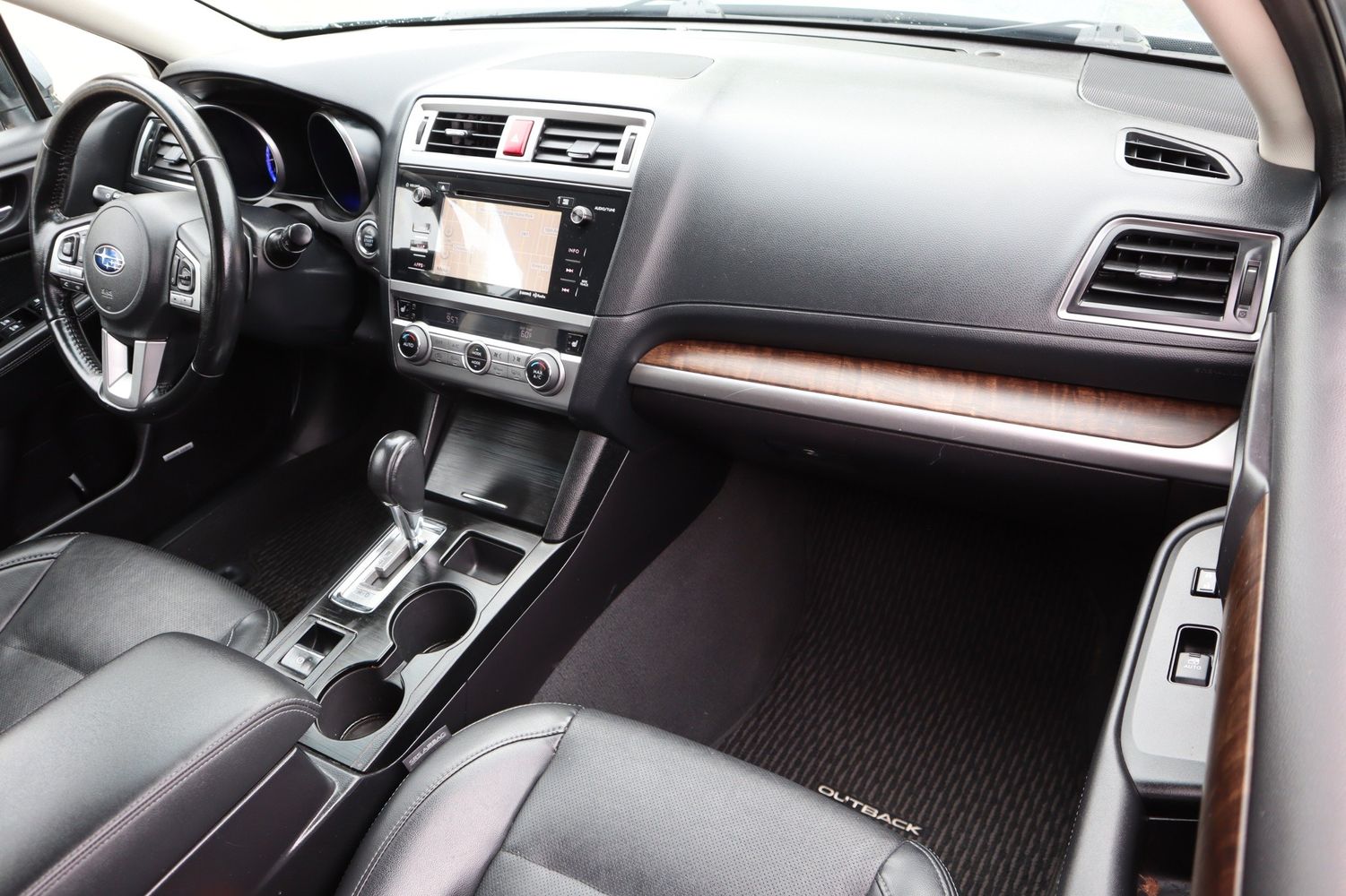 2016 Subaru Outback 2.5i Limited Victory Motors of Colorado