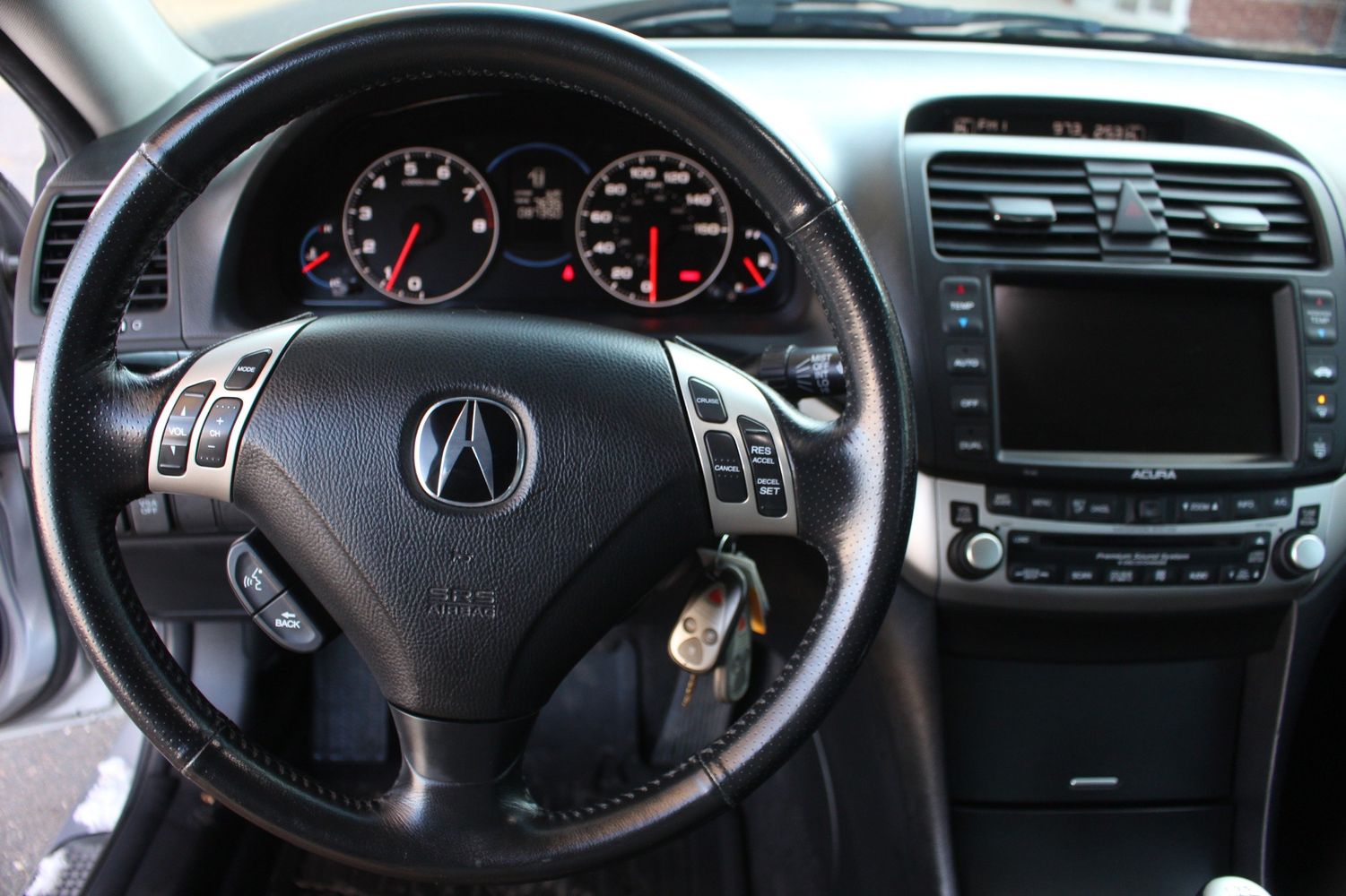 2005 Acura TSX w/Navi | Victory Motors of Colorado