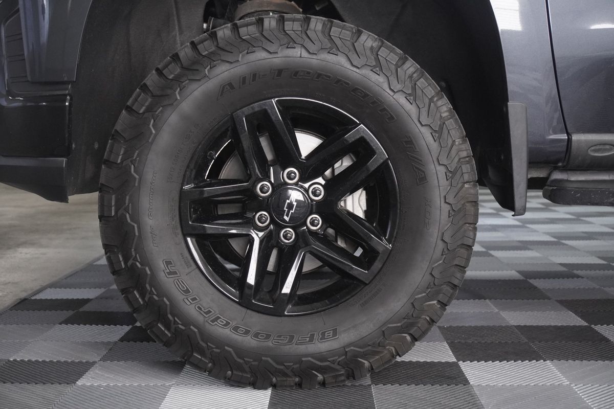 2021 Chevrolet Silverado 1500 4WD Crew Cab Short Bed Custom Trail Boss