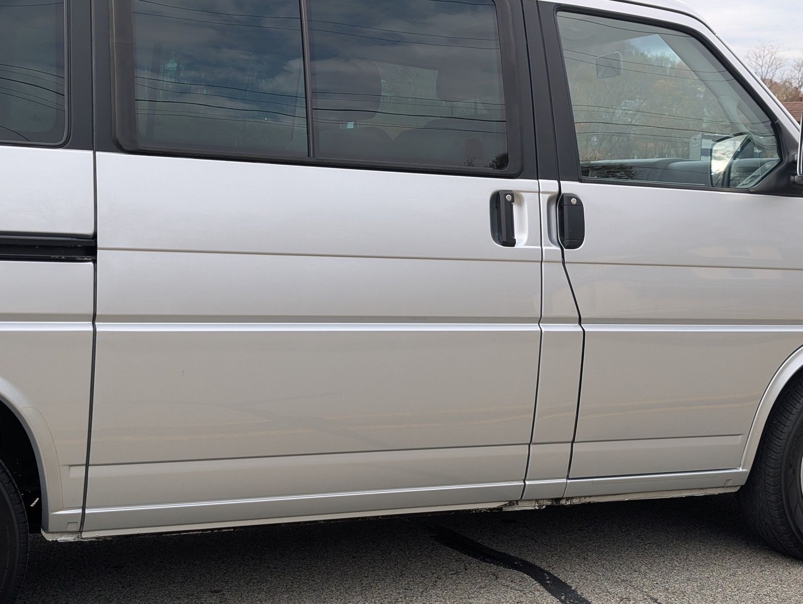 2003 Volkswagen EuroVan 29