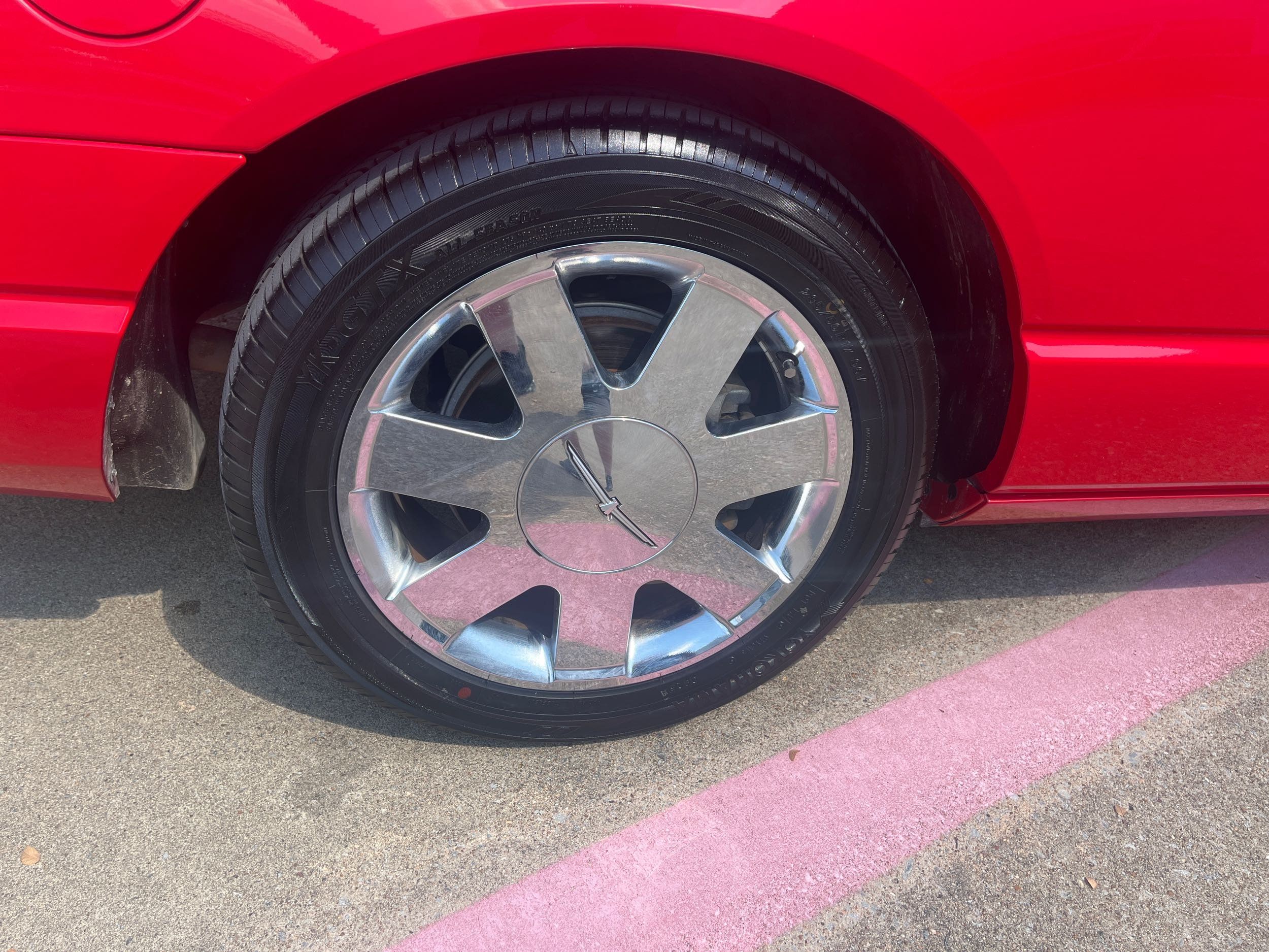 2002 Ford Thunderbird Base photo 14