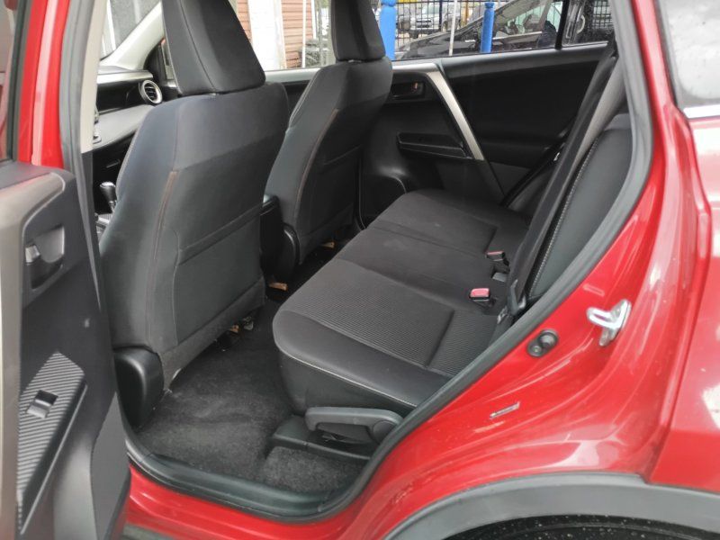 2013 Toyota RAV4 XLE photo 17
