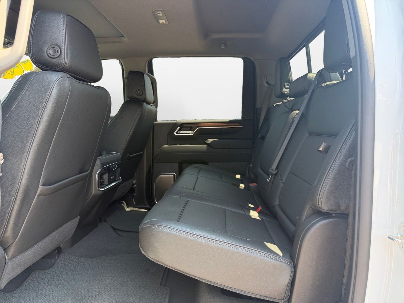 2026 GMC Sierra 2500HD Denali - Photo 10