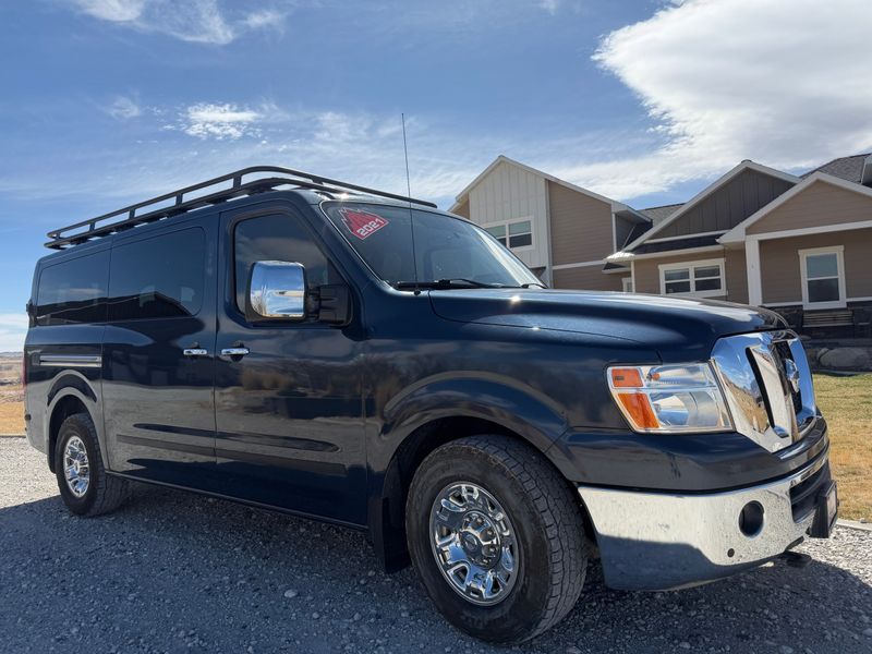 2021 Nissan NV Passenger SL V8 RWD