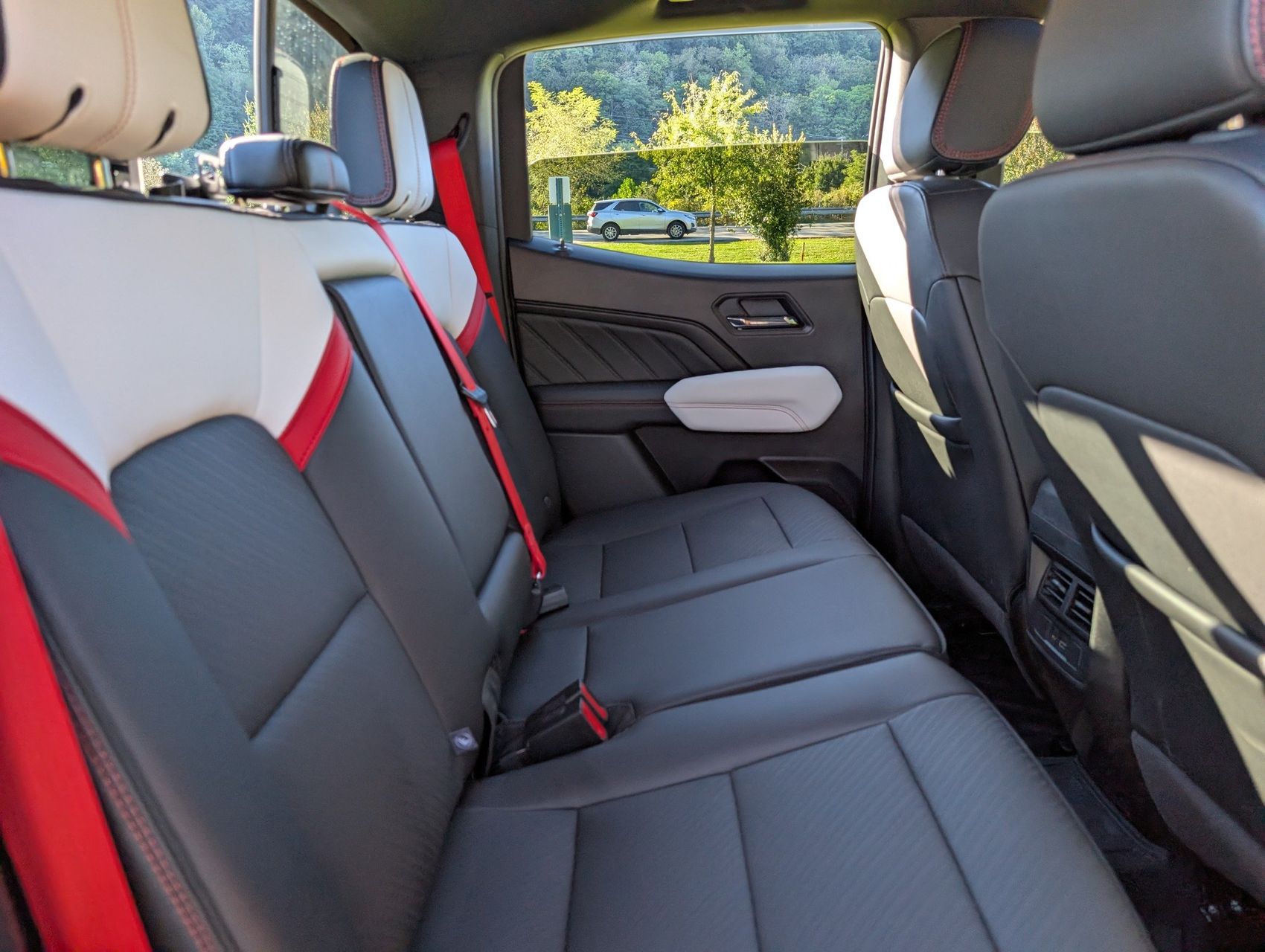 2025 GMC Canyon 90