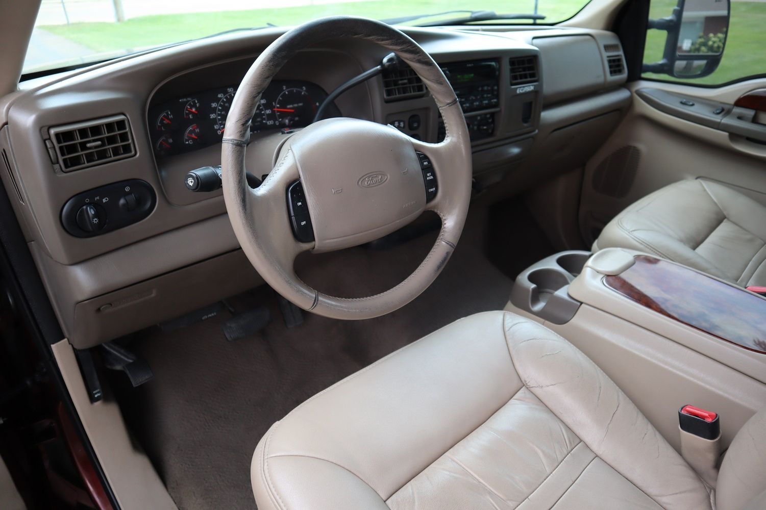 2000 Ford Excursion Limited | Victory Motors of Colorado