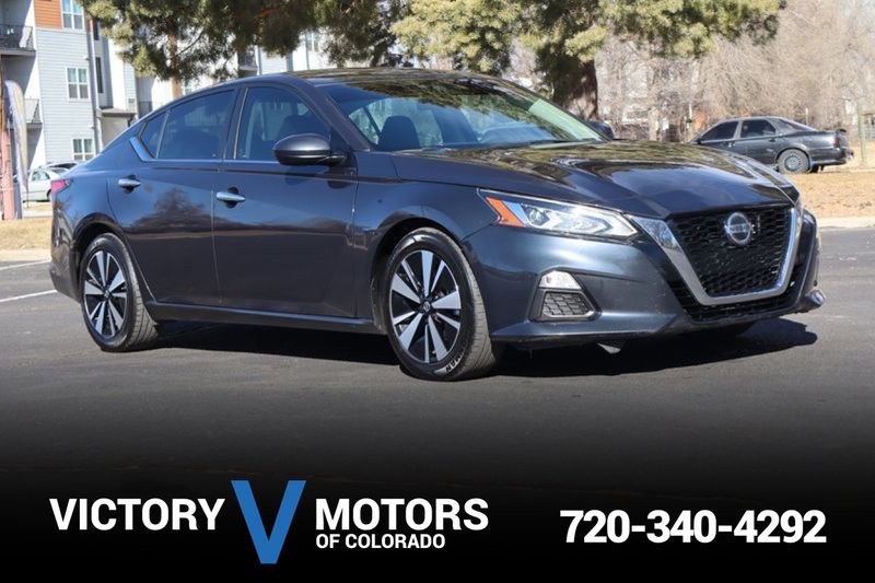 2022 Nissan Altima SV FWD | Victory Motors of Colorado