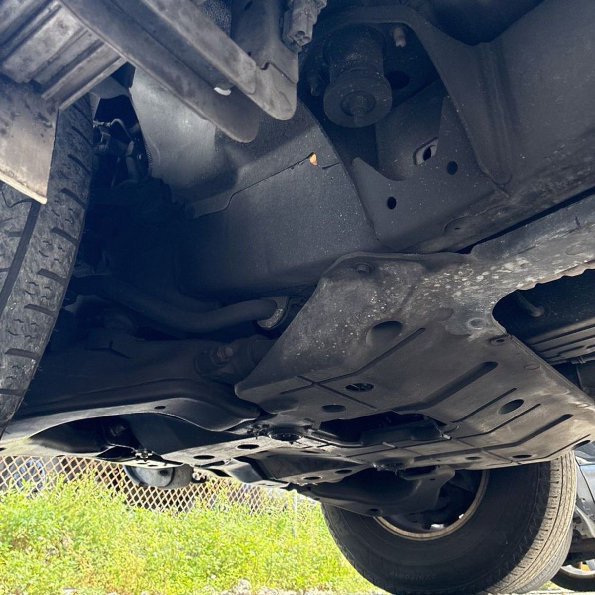 2000 Lexus LX 470 19