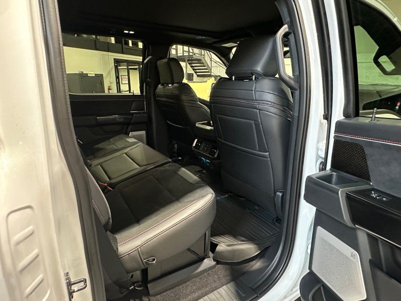 2025 Ford F-150 Raptor, photo 17