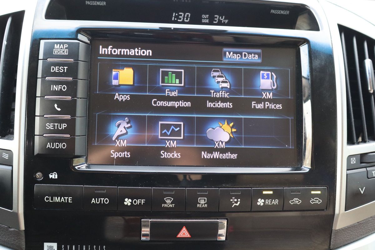 2013 Toyota Land Cruiser 