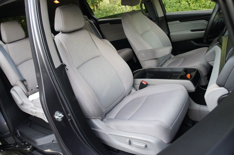 オデッセイ　ODYSSEY L-X #7 2020 Honda Odyssey LX | Zoom Auto Group - Used Cars New Jersey