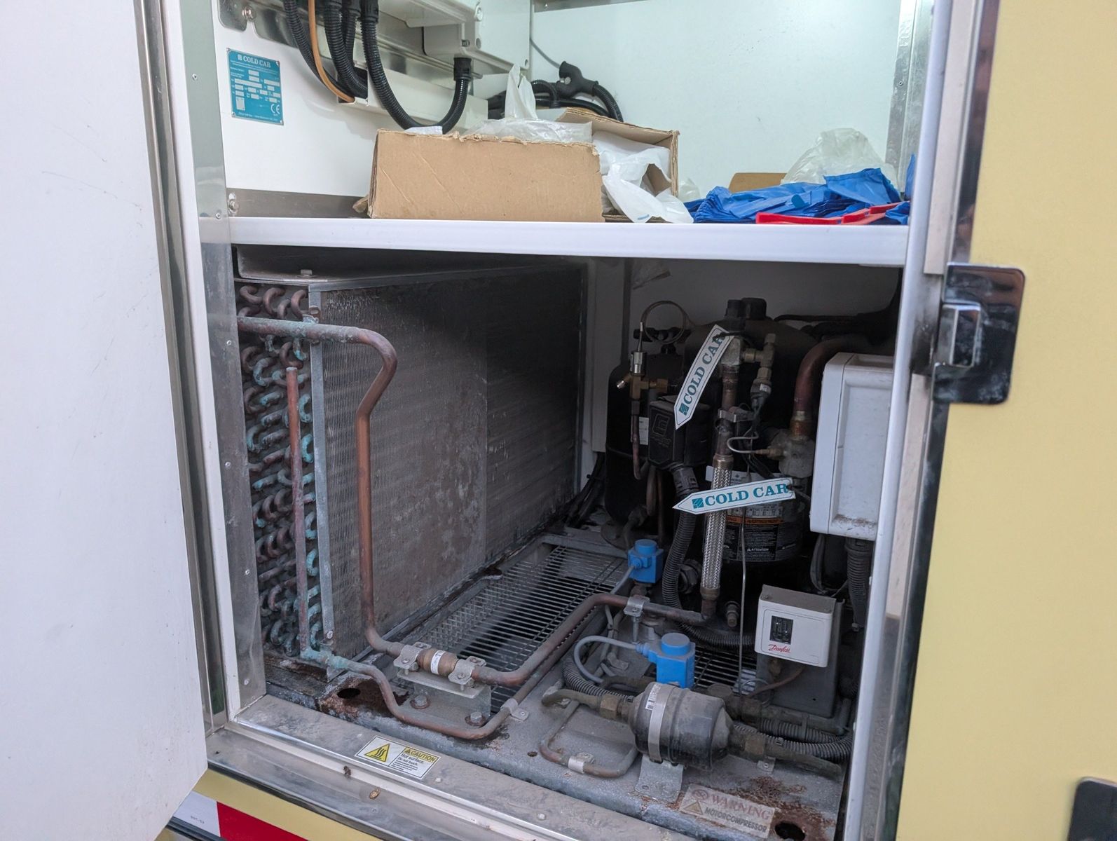 2022 Ford E-Series Chassis 73