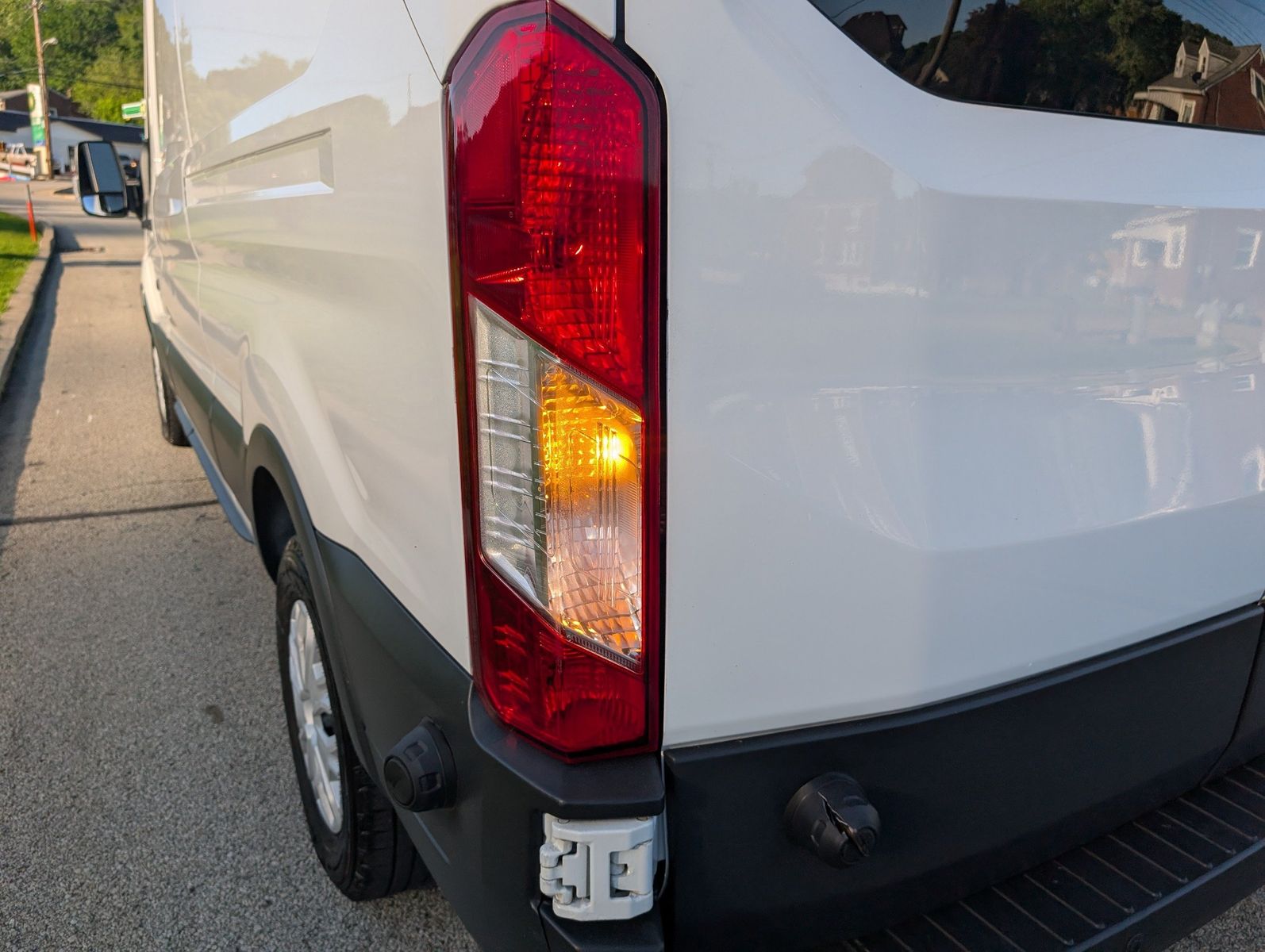 2017 Ford Transit-250 48