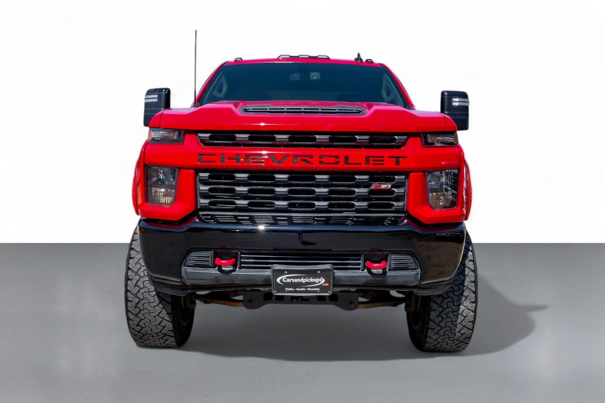 2022 Chevrolet Silverado 2500HD Custom photo 2