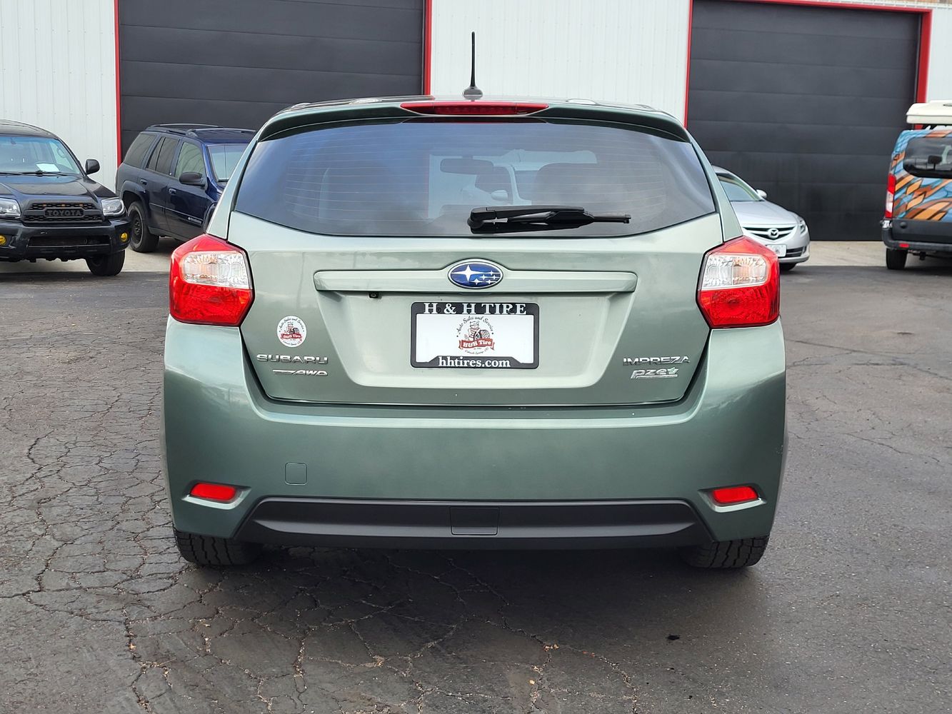 2015 Subaru Impreza 2.0i Limited photo 4