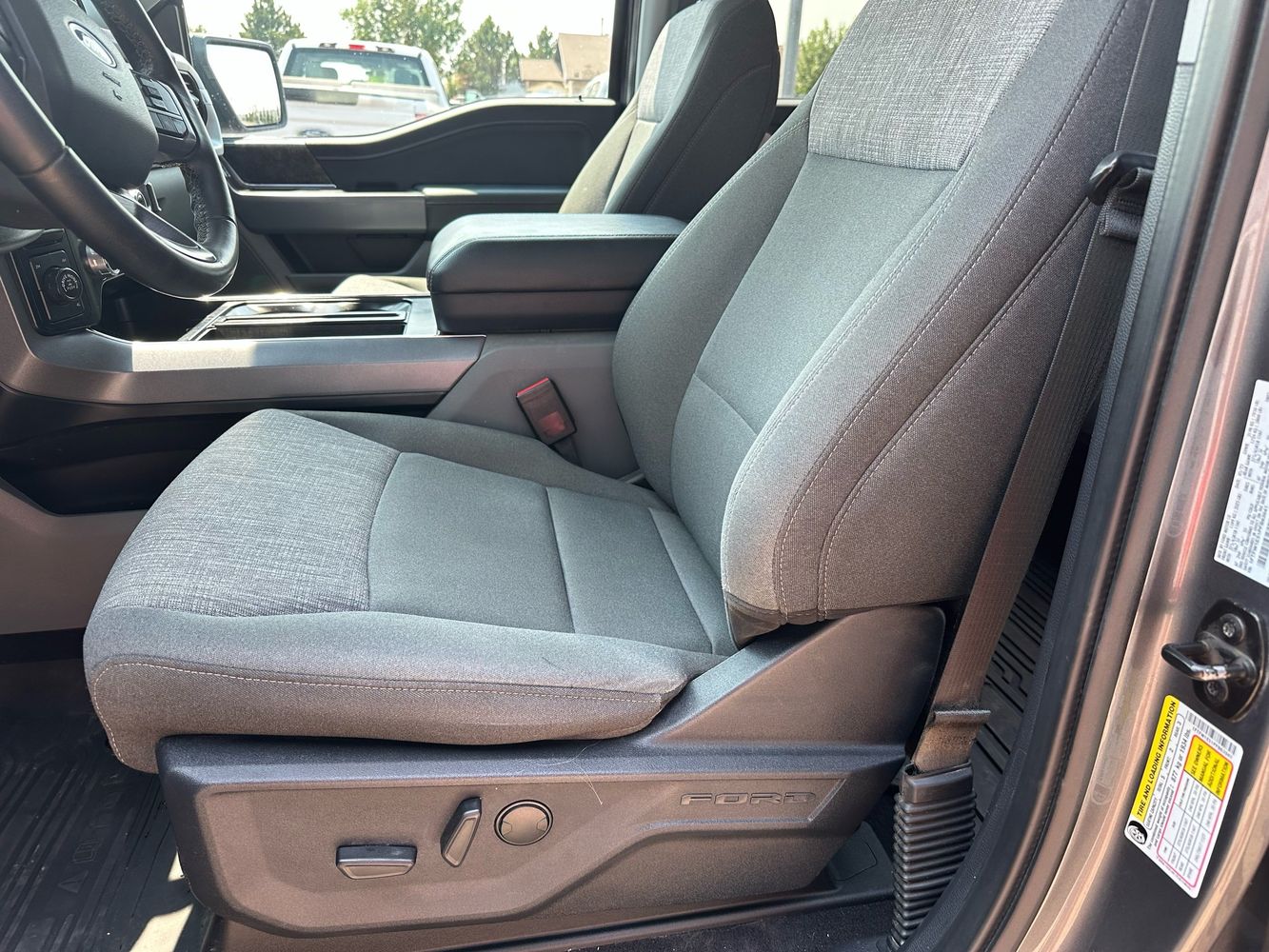 2023 Ford F-150 XLT - Photo 18