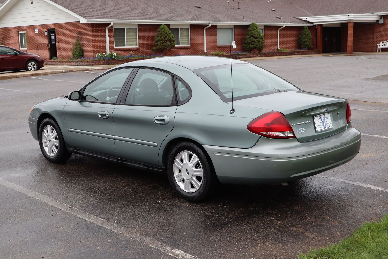 2006 Ford Taurus SEL | Victory Motors of Colorado